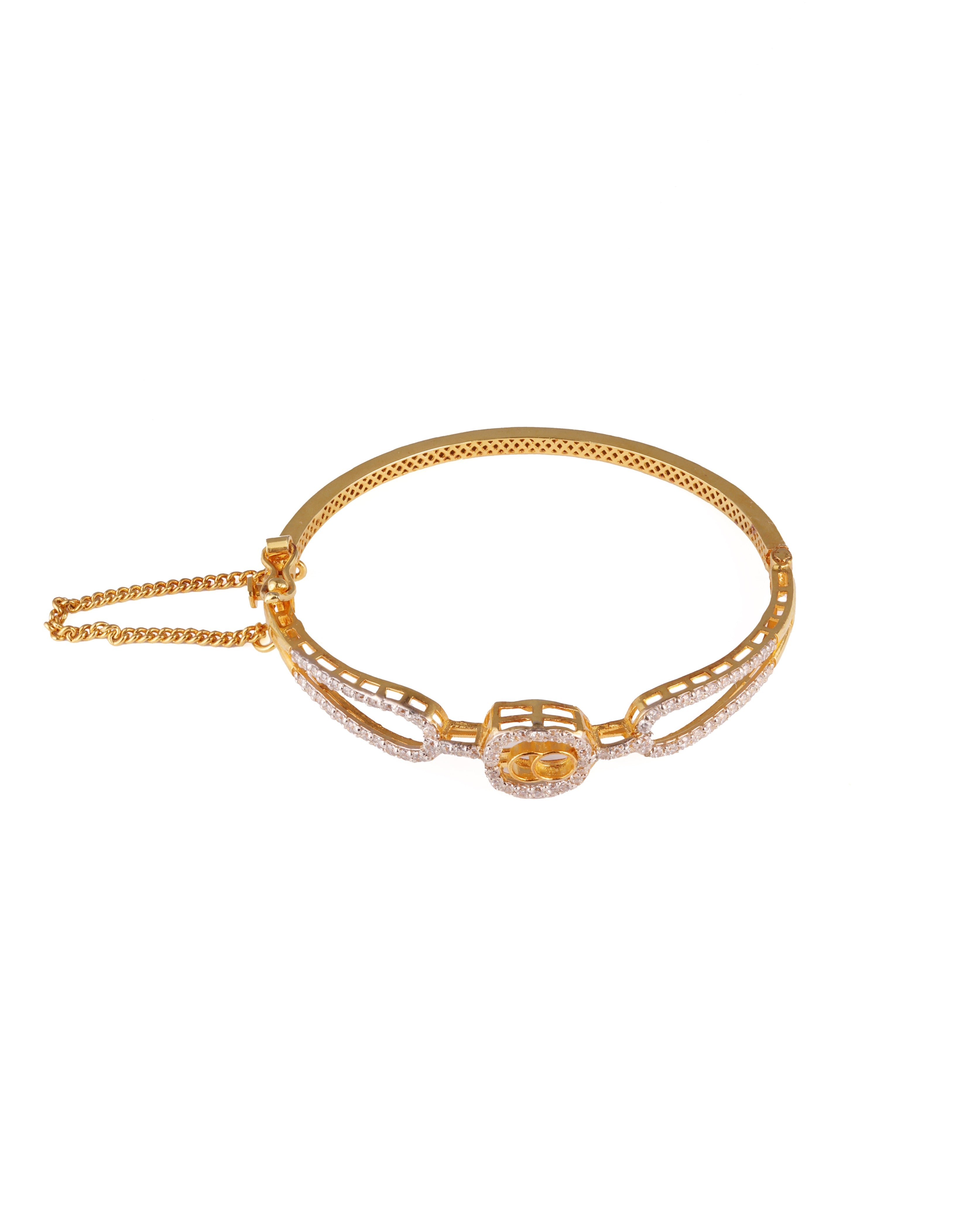 Luxurious Silver Bangle