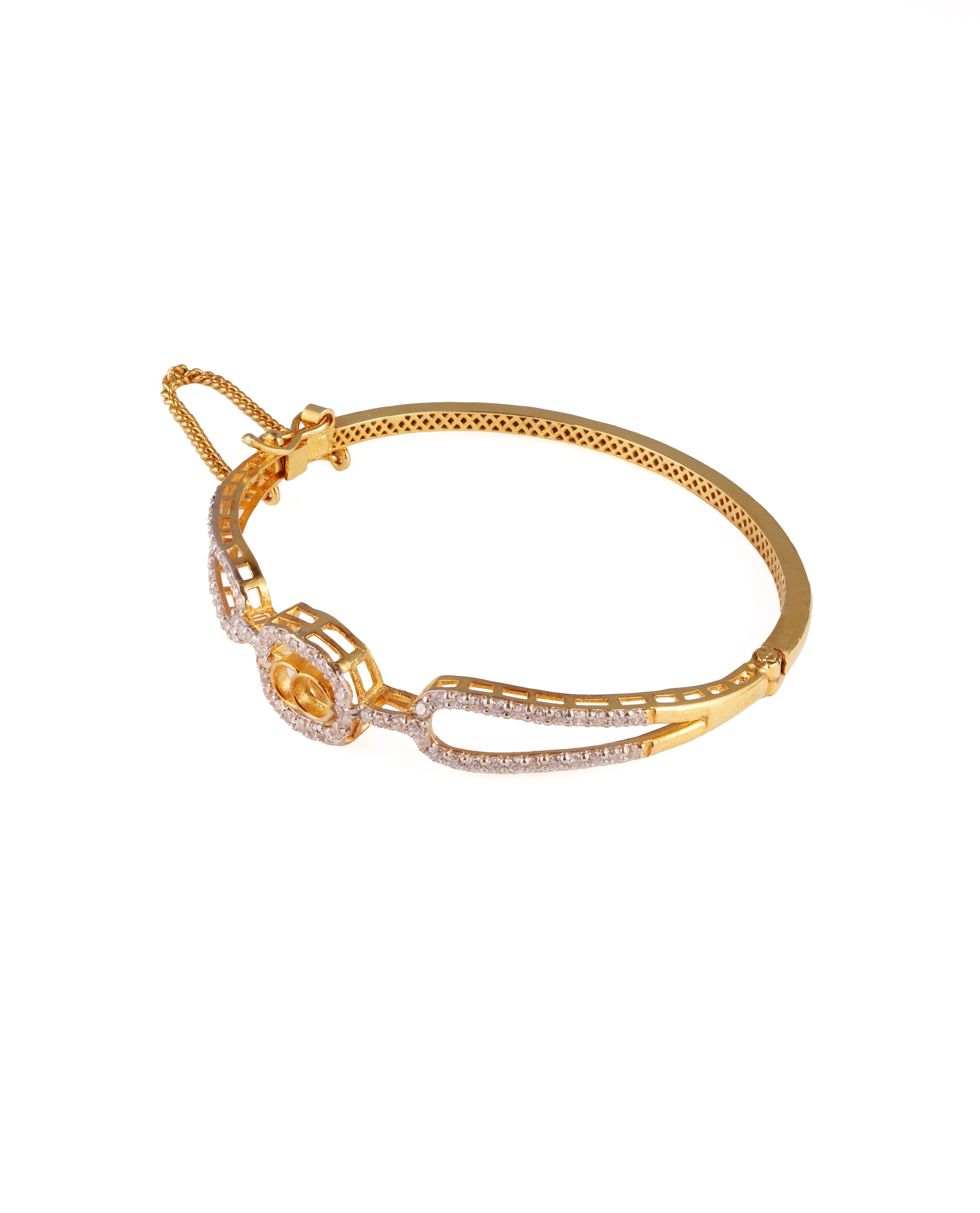 Luxurious Silver Bangle