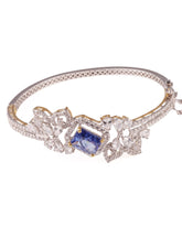 Silver Bracelet with Emerald Stone