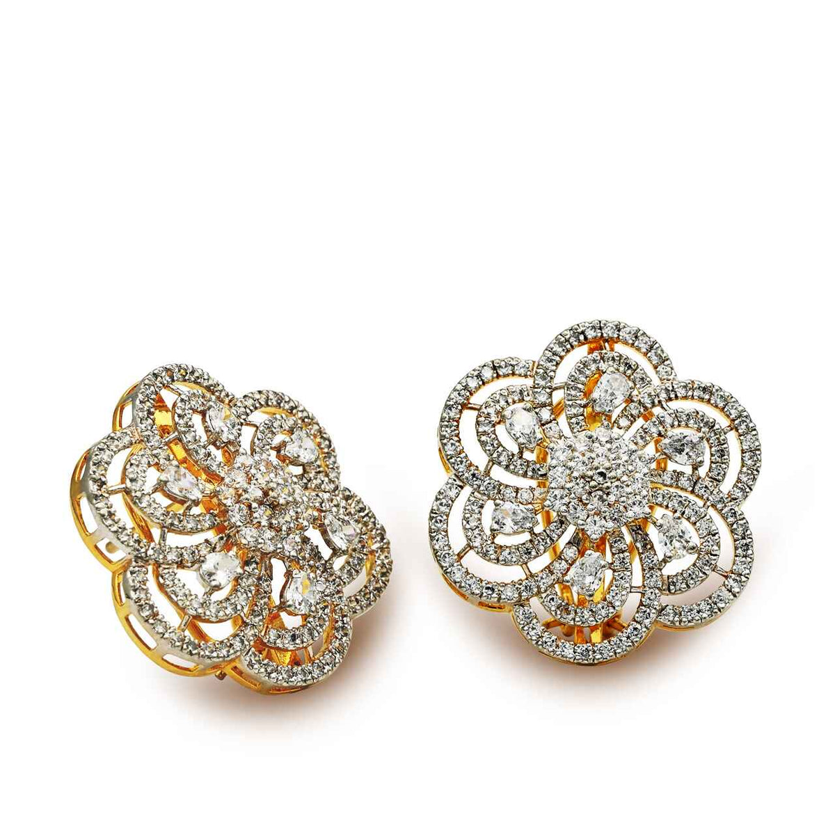 Elegant Earrings With Zircons in 925 Silver With Gold Plating