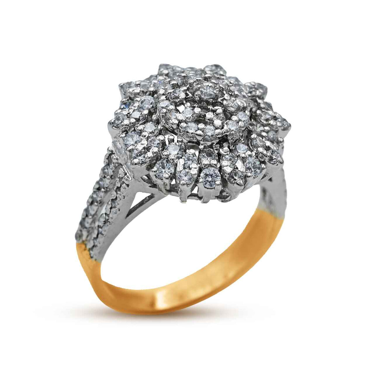 Luxurious Ring with zircons in 925 Silver with Rhodium plating