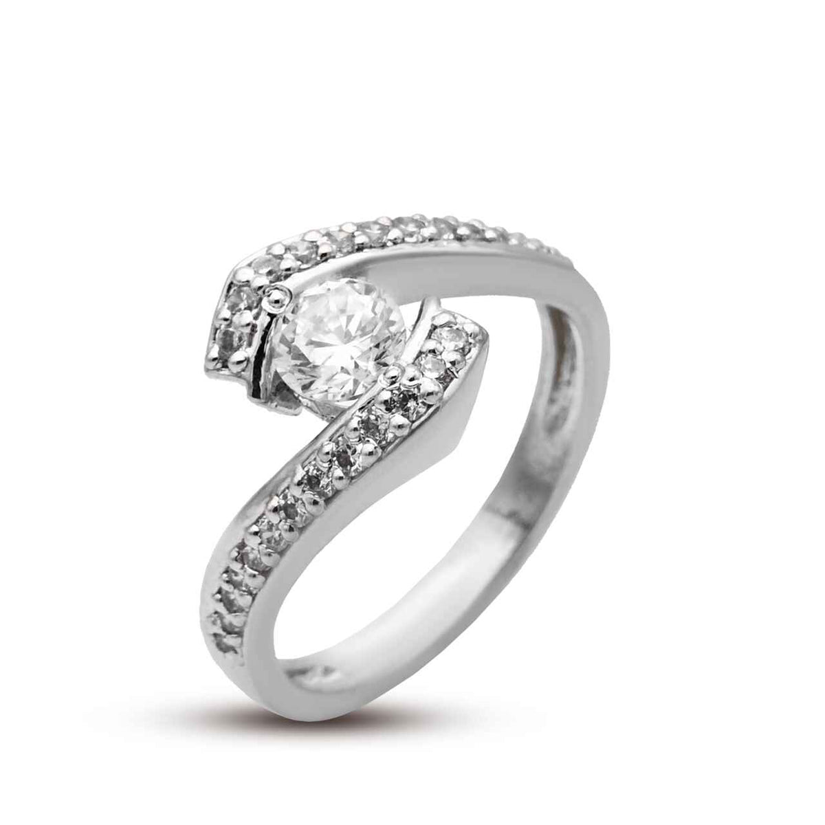 Luxurious Ring With Zircons in 925 Silver With Rhodium Plating