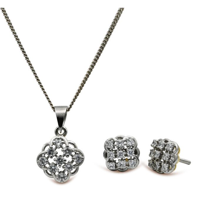 Rhodium plated Pendant set