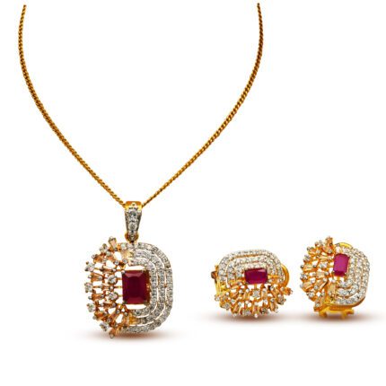 Dazzling Pendant set with zircons in 925 Silver with Gold plating