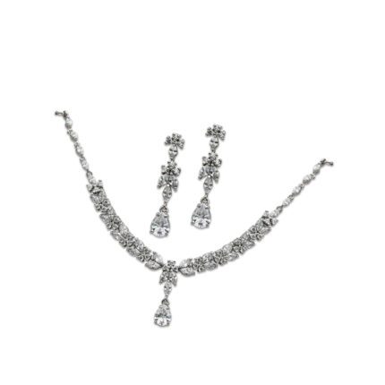 Dazzling diamond style set with zircons in 925 Silver with Rhodium plating